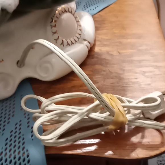 Atlantic Mold Co. Musical Plays Silent Night Vintage Ceramic Christmas Tree - Picture 8 of 14